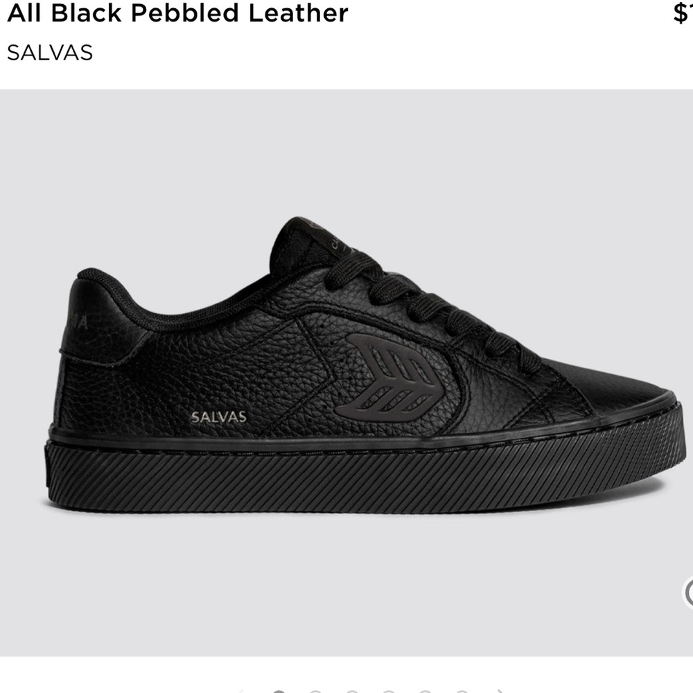 Cariuma Black Textured Sneakers